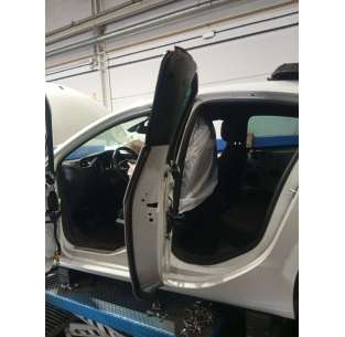 PUERTA TRASERA IZQUIERDA... 2