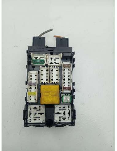 CAJA RELES / FUSIBLES CITROEN DS4...