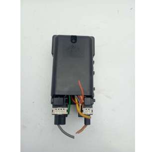 CAJA RELES / FUSIBLES... 2