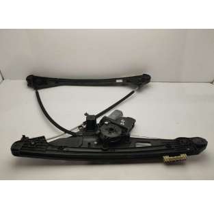 ELEVALUNAS DELANTERO...