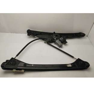 ELEVALUNAS DELANTERO...