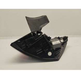 PILOTO TRASERO IZQUIERDO... 2