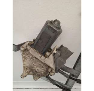 ELEVALUNAS DELANTERO... 2