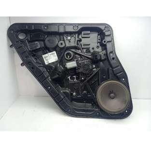 ELEVALUNAS TRASERO...