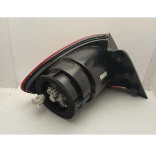 PILOTO TRASERO DERECHO SEAT... 2