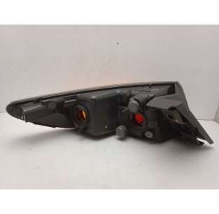 PILOTO TRASERO DERECHO... 2