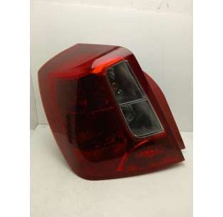 PILOTO TRASERO IZQUIERDO...