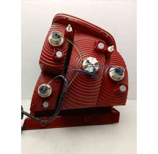 PILOTO TRASERO DERECHO... 2