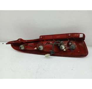 PILOTO TRASERO DERECHO... 2