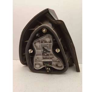 PILOTO TRASERO DERECHO... 2