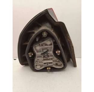 PILOTO TRASERO DERECHO... 2