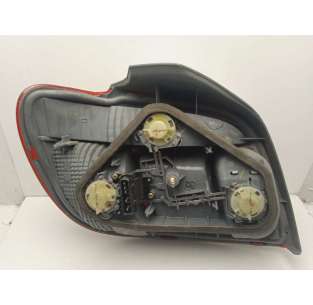 PILOTO TRASERO DERECHO... 2