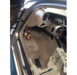 GOMAS CONTORNO PUERTA AUDI... 2