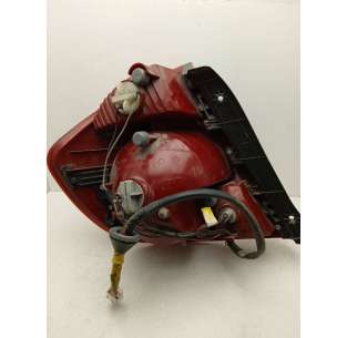 PILOTO TRASERO DERECHO... 2