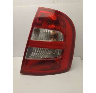 PILOTO TRASERO DERECHO...