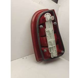 PILOTO TRASERO DERECHO... 2