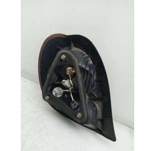 PILOTO TRASERO DERECHO... 2