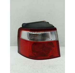 PILOTO TRASERO IZQUIERDO...