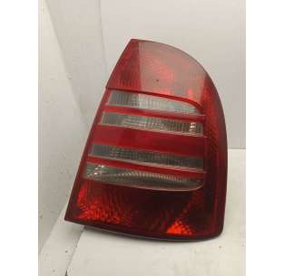 PILOTO TRASERO DERECHO...