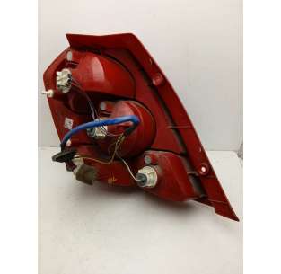 PILOTO TRASERO DERECHO... 2