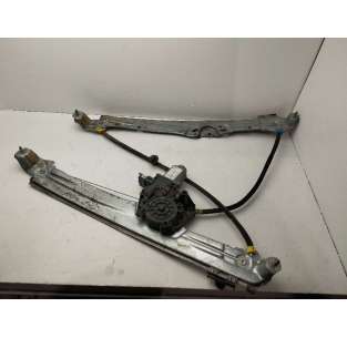 ELEVALUNAS DELANTERO...