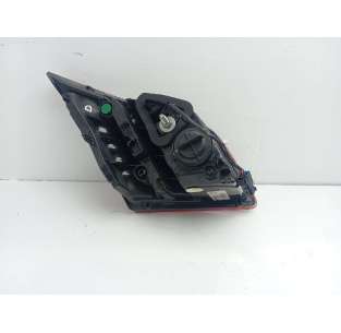 PILOTO TRASERO DERECHO... 2