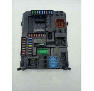 CAJA RELES / FUSIBLES...