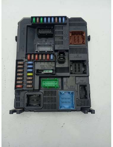CAJA RELES / FUSIBLES PEUGEOT 308...