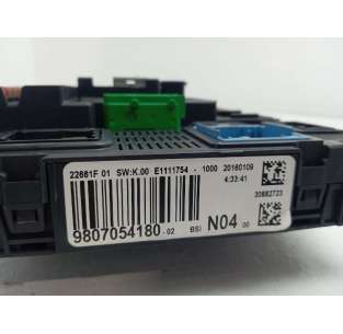 CAJA RELES / FUSIBLES... 2