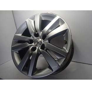 LLANTA - 800967 / 9677989577 2