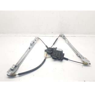 ELEVALUNAS DELANTERO...