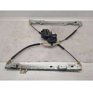 ELEVALUNAS DELANTERO...