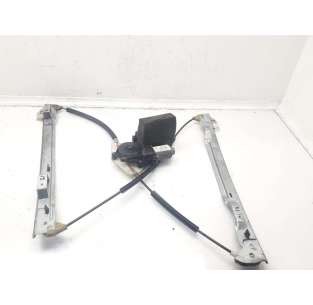 ELEVALUNAS DELANTERO...