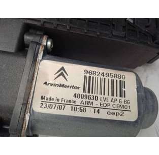 ELEVALUNAS DELANTERO... 2