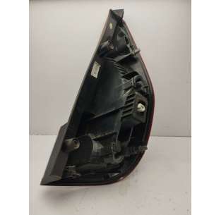 PILOTO TRASERO IZQUIERDO... 2