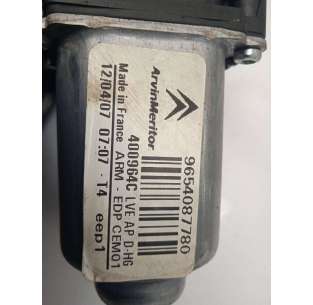 ELEVALUNAS DELANTERO... 2