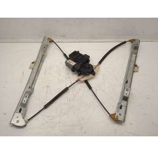 ELEVALUNAS DELANTERO...