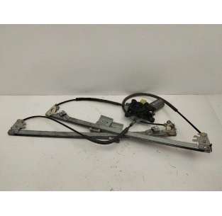 ELEVALUNAS DELANTERO...