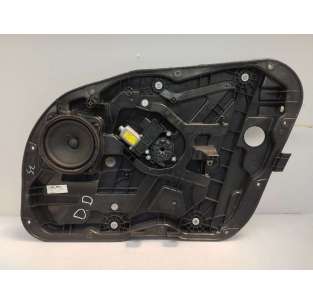 ELEVALUNAS DELANTERO...