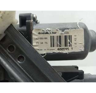 ELEVALUNAS DELANTERO... 2