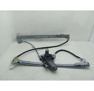 ELEVALUNAS DELANTERO...