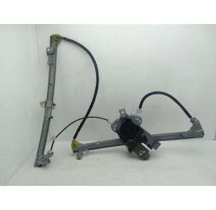 ELEVALUNAS DELANTERO...