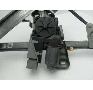 ELEVALUNAS DELANTERO... 2