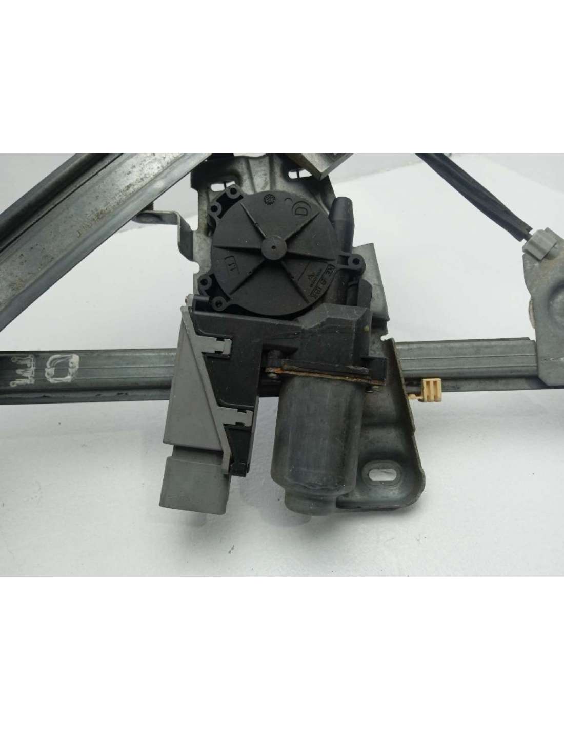 ELEVALUNAS DELANTERO DERECHO CITROEN... ELEVALUNAS DELANTERO DERECHO CITROEN...