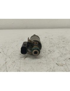 Recambio de inyector para ford focus lim. (cb8) trend referencia OEM IAM CM5G9F593FA   2