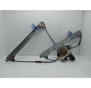 ELEVALUNAS DELANTERO...