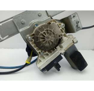 ELEVALUNAS DELANTERO... 2