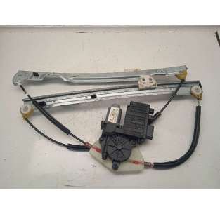 ELEVALUNAS DELANTERO...