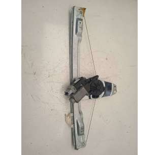 ELEVALUNAS TRASERO...