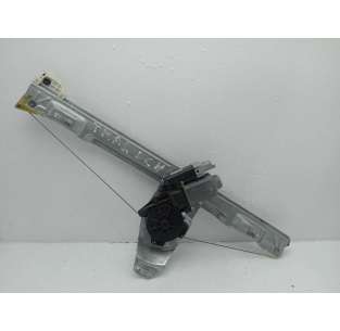 ELEVALUNAS TRASERO DERECHO...